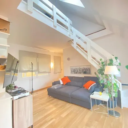Vetra - Luminoso Attico Con Balcone Milán
