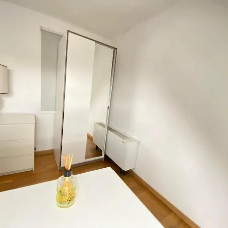Vetra - Luminoso Attico Con Balcone